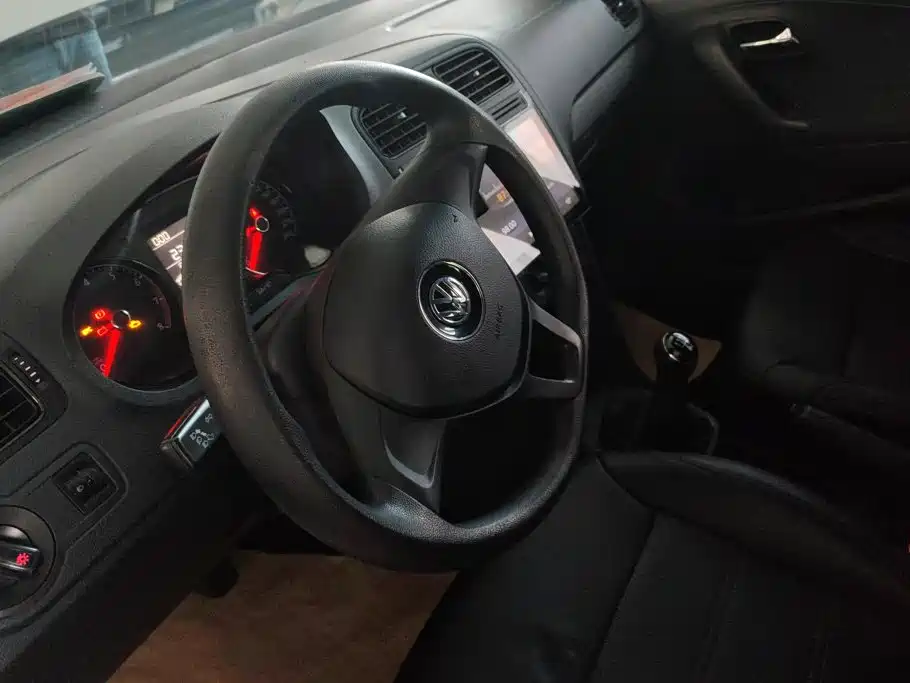 Volkswagen Polo — миниатюра 15