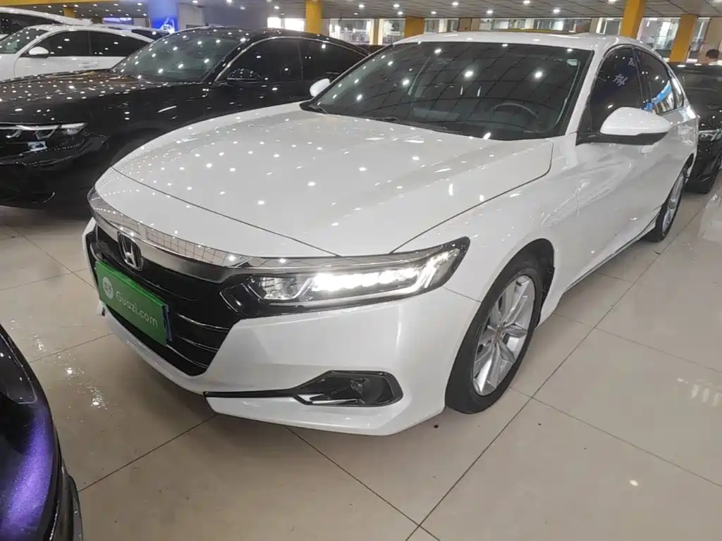 雅阁 2022款 260TURBO 豪华版 2023
