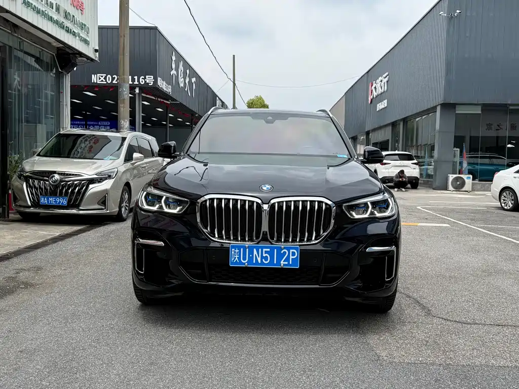 BMW X5 2023