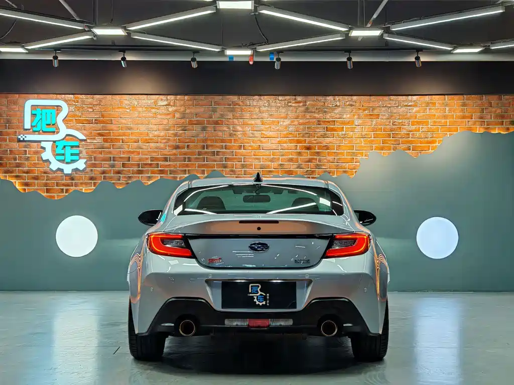 Subaru BRZ — миниатюра 8