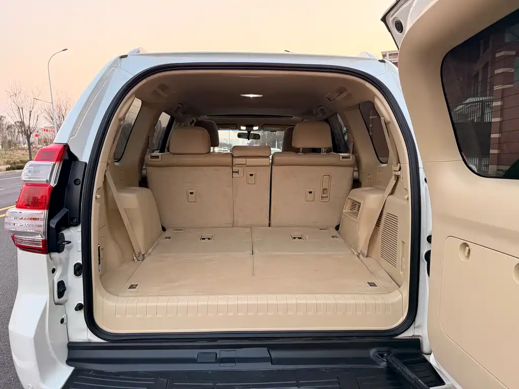 Toyota Land Cruiser Prado 2017 2.7L