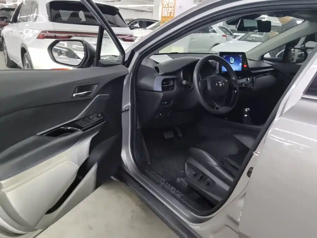 Toyota IZOA — миниатюра 16
