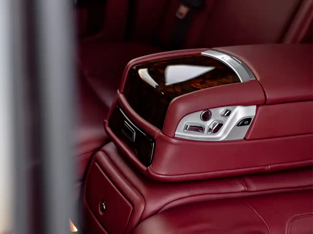 Rolls-Royce Ghost — миниатюра 11