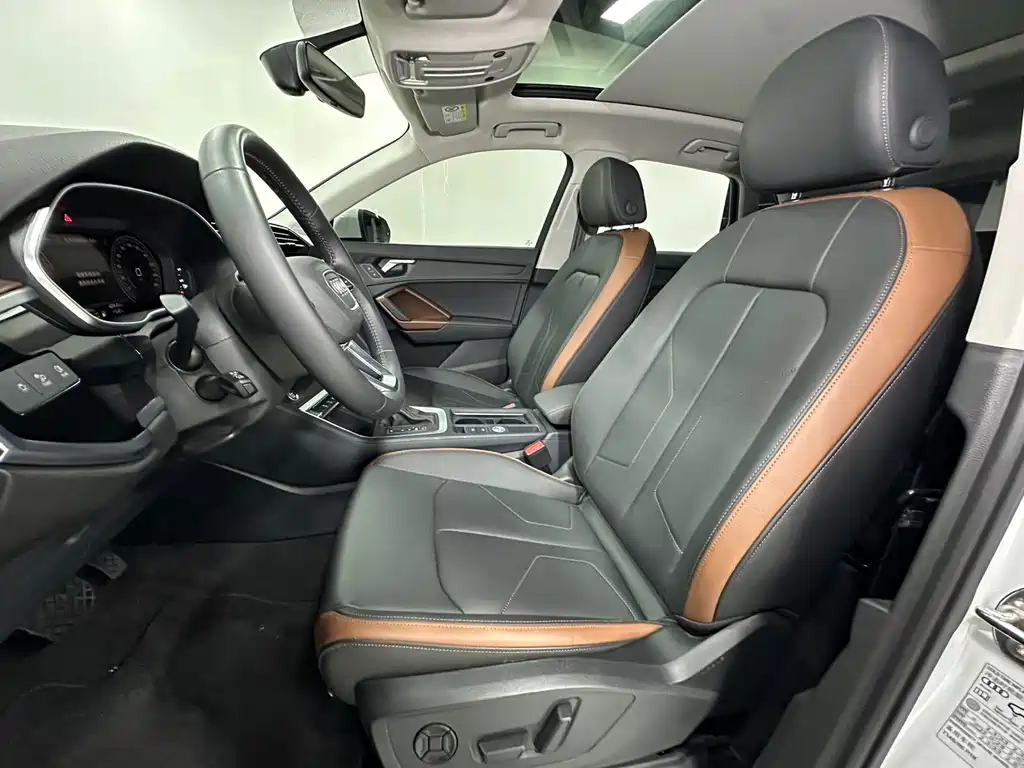 Audi Q3 — миниатюра 12