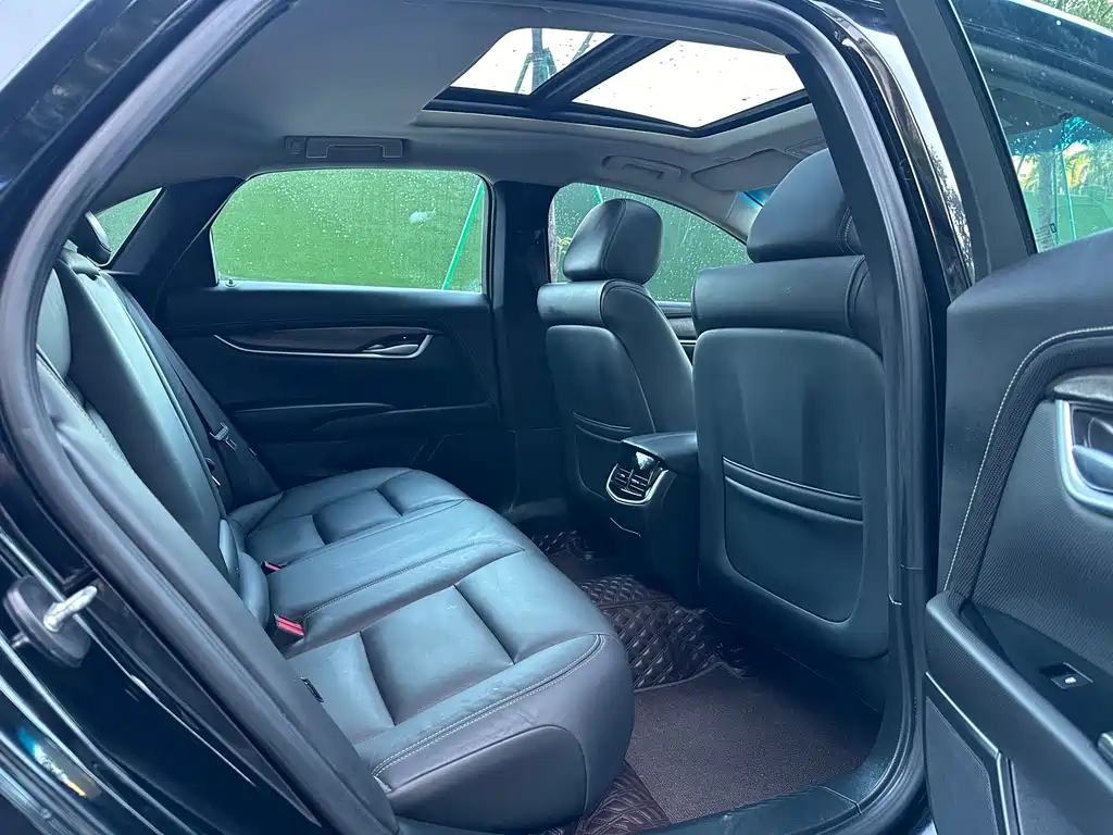 Cadillac XTS — миниатюра 11