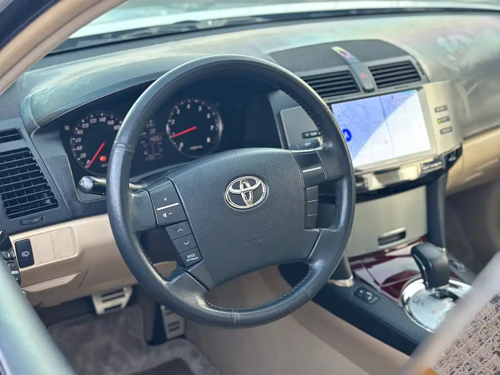 Toyota Reiz — миниатюра 5