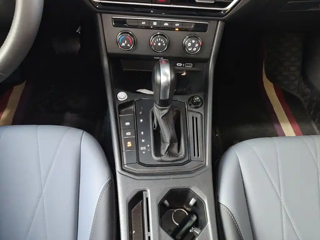 Volkswagen Lavida — миниатюра 14