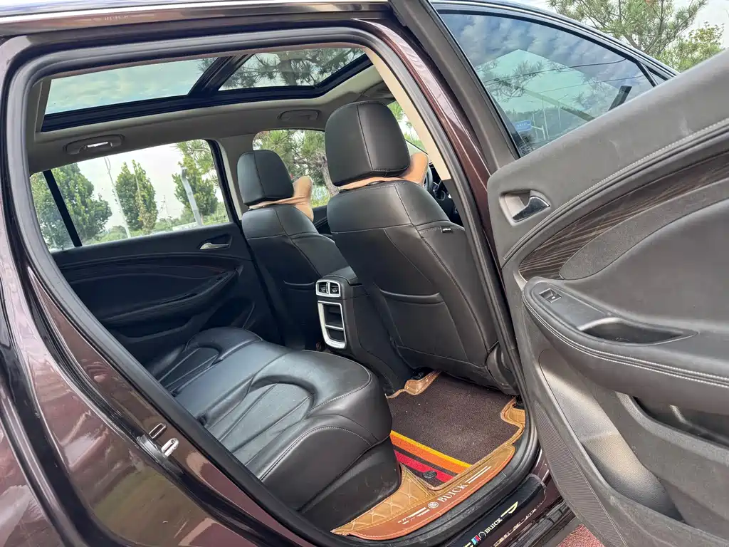 Buick Envision Plus — миниатюра 11
