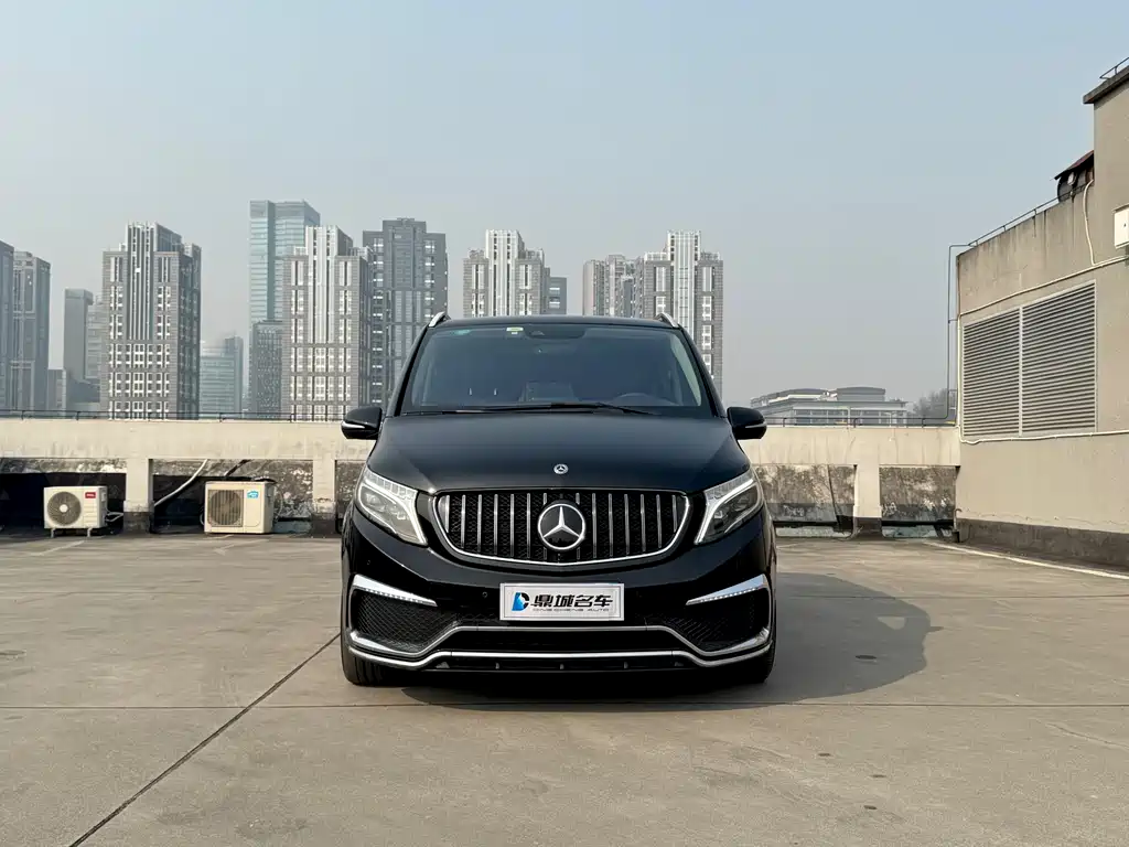 Mercedes-Benz V-Class V 2018 V 260 AMG Sport VI