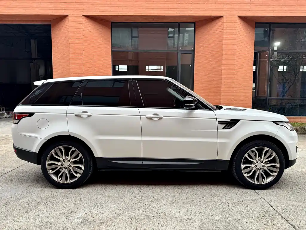 Land Rover Range Rover Sport 2016 3.0 SC V6 HSE DYNAMIC