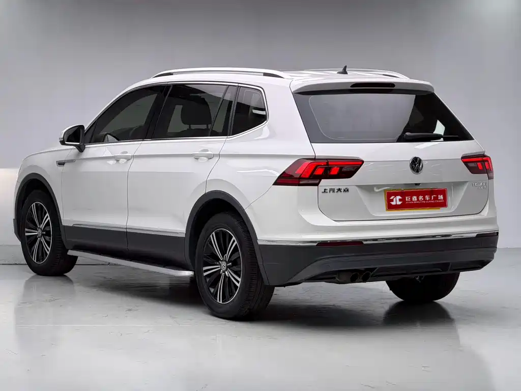 Volkswagen Tiguan L — миниатюра 4
