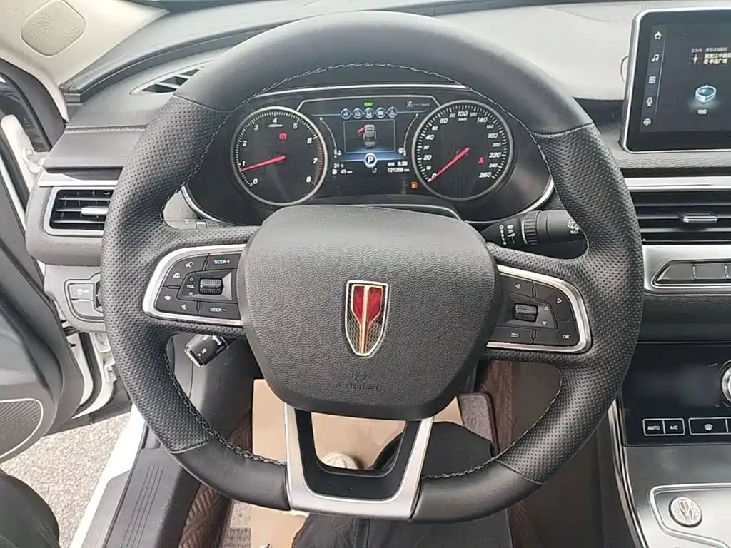 Hongqi Hongqi H5 — миниатюра 11
