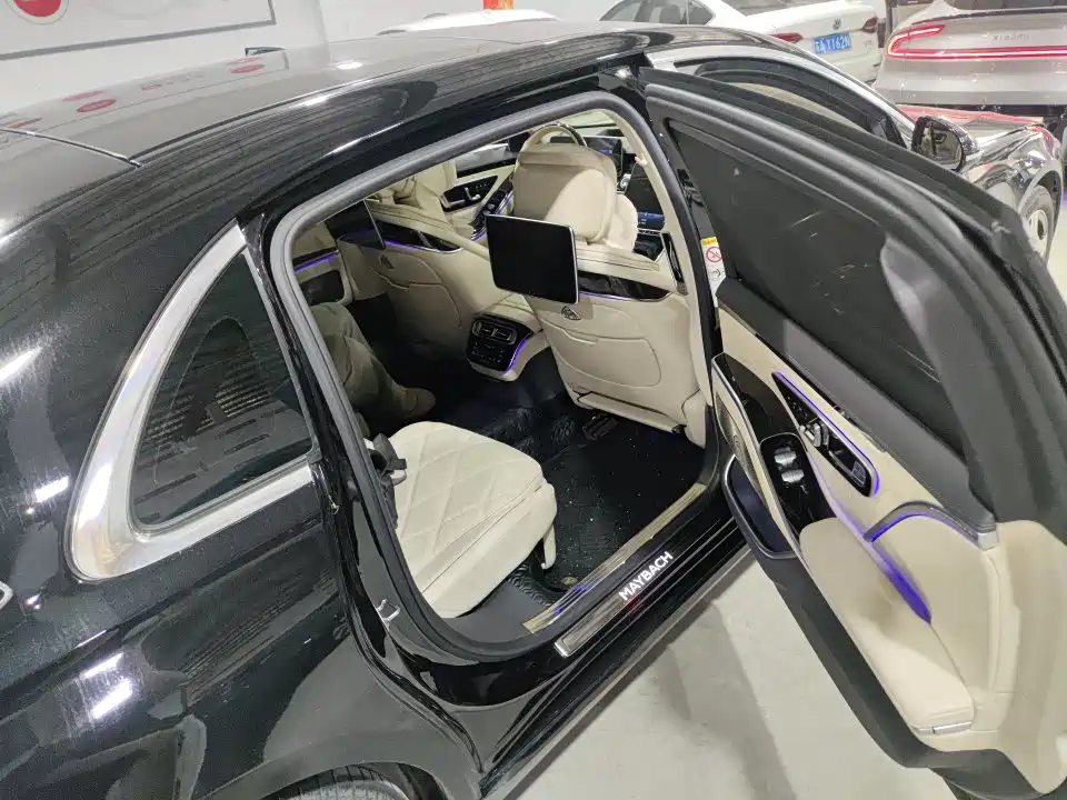 Mercedes-Benz S-Class — миниатюра 10
