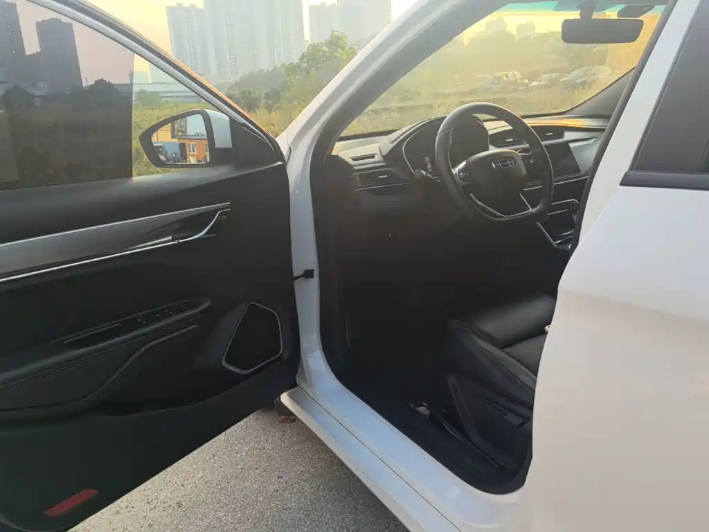 Geely Binrui — миниатюра 16