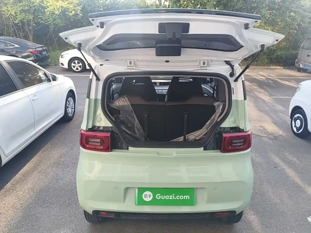 Wuling MINIEV — миниатюра 19
