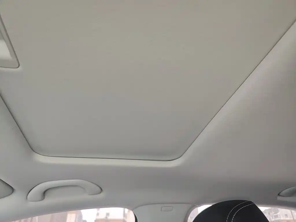 Skoda Rapid — миниатюра 18