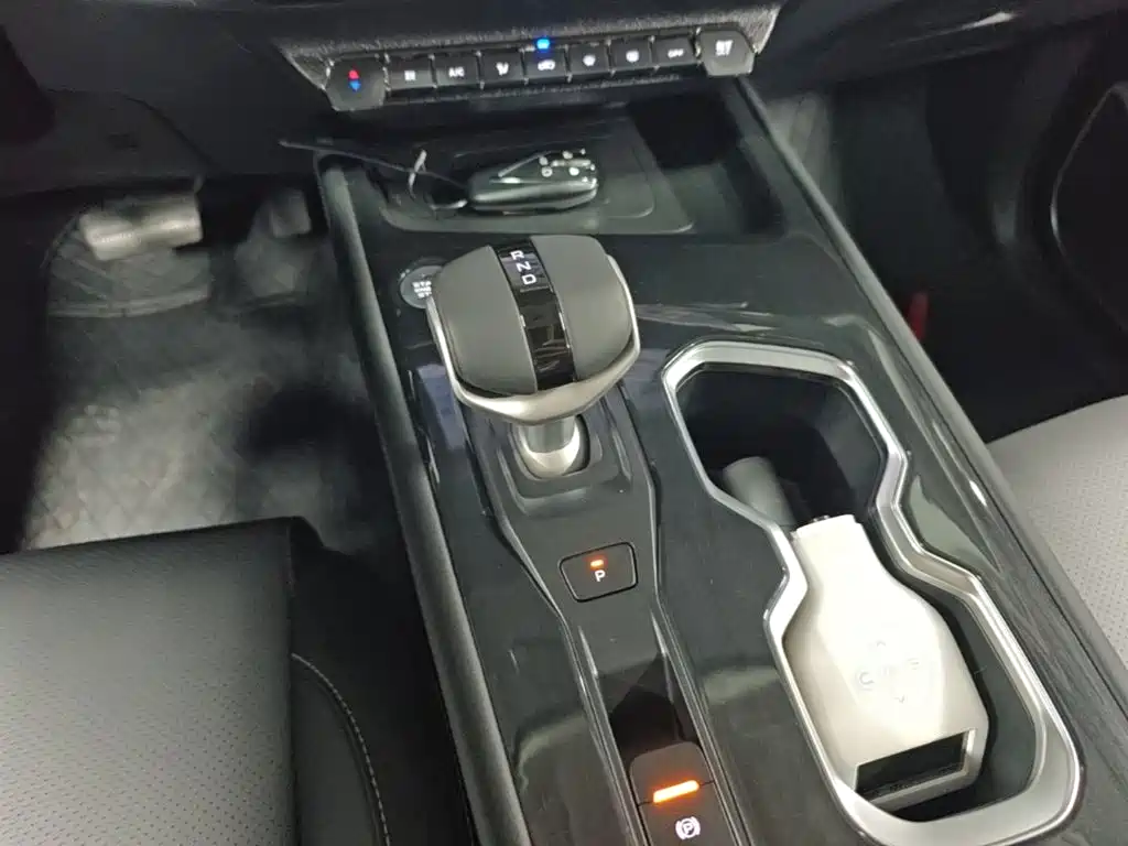 Changan CS75 — миниатюра 14