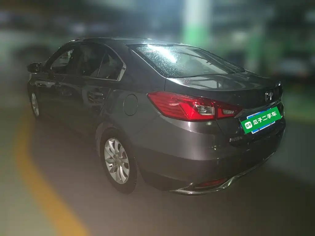 Zotye Zotye Z500 — миниатюра 4
