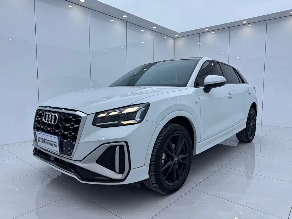 Audi Q2L 2022 35 TFSI Progressive Dynamic Type