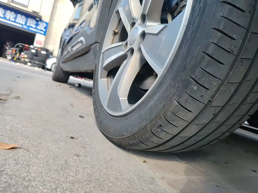 Geely Haoyue L — миниатюра 22