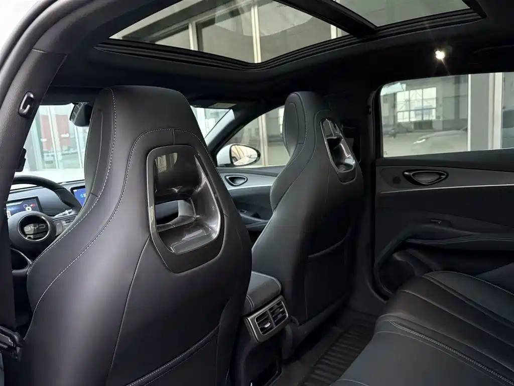 BYD SEAL 06 NEW ENERGY