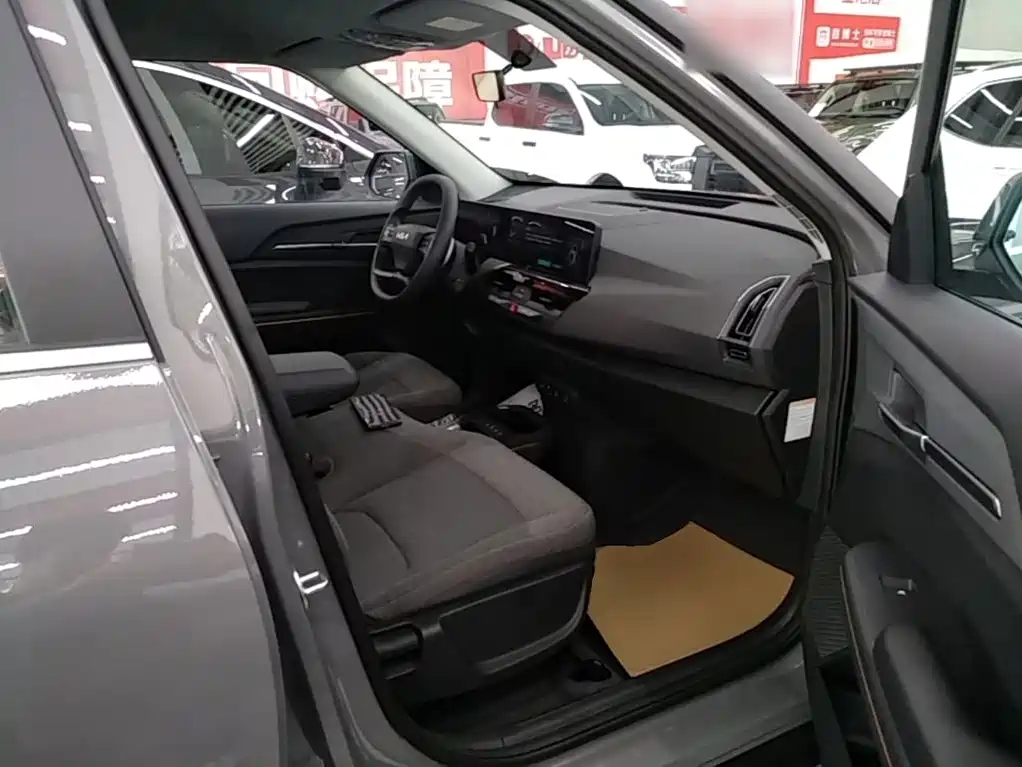 Kia EV5 — миниатюра 25