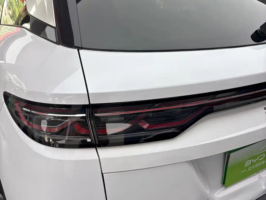 BYD L DM-i — миниатюра 16