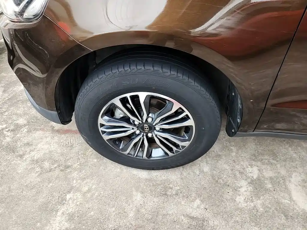 Geely Vision X6 — миниатюра 23