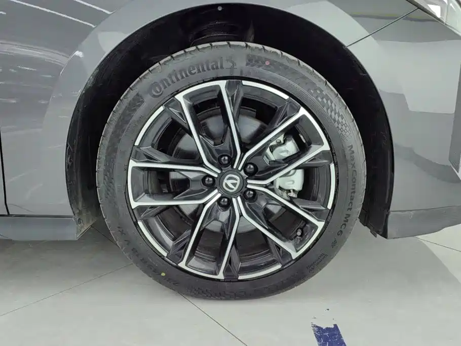 Changan UNI-V iDD — миниатюра 6