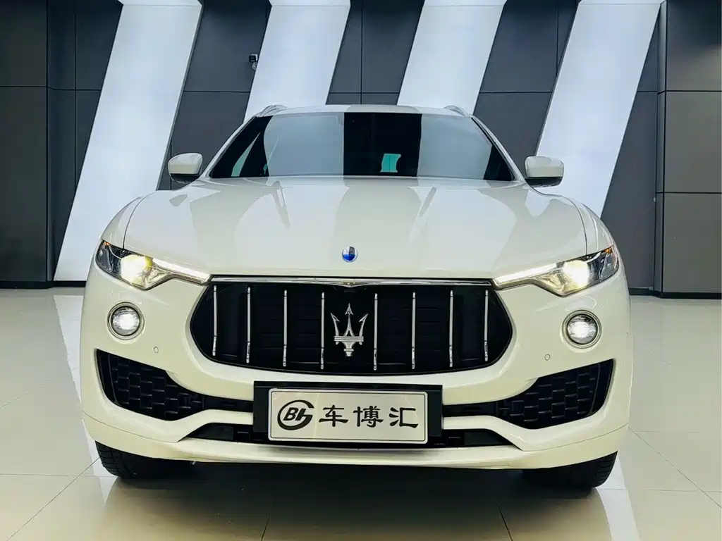Maserati Levante — миниатюра 2