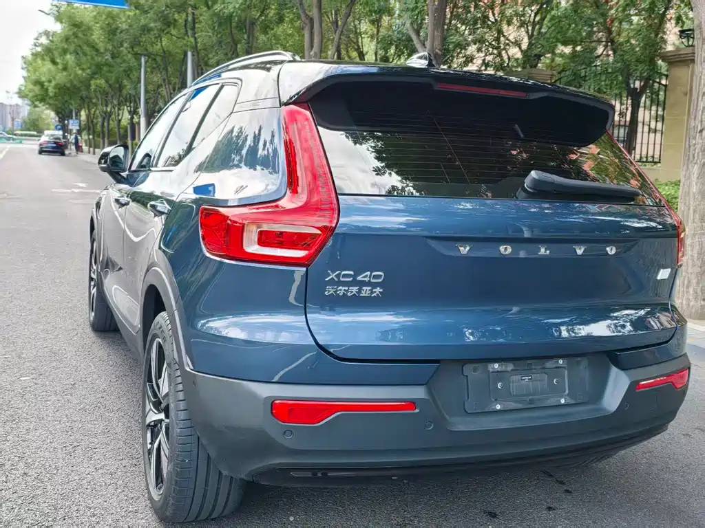 Volvo XC40 NEV — миниатюра 5