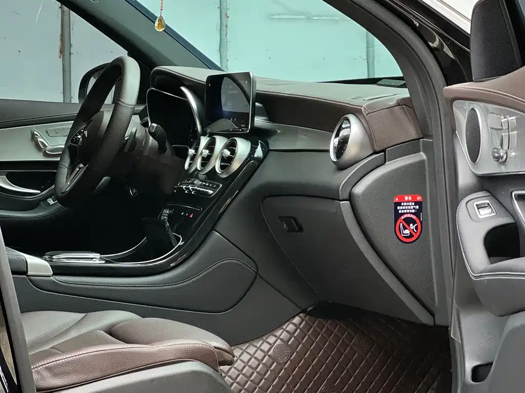 Mercedes-Benz GLC — миниатюра 4