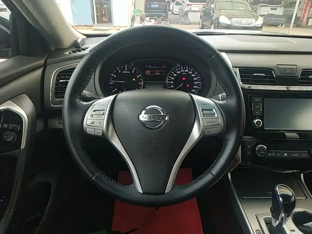 Nissan Teana — миниатюра 11