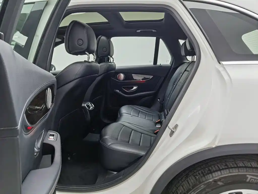 Mercedes-Benz GLC — миниатюра 15