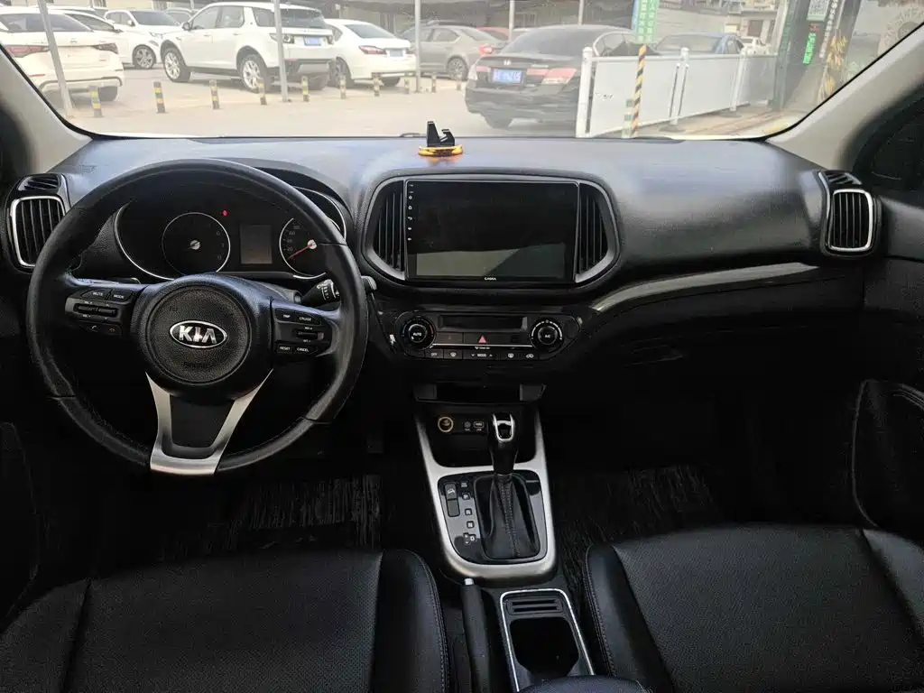 Kia KX3 — миниатюра 8