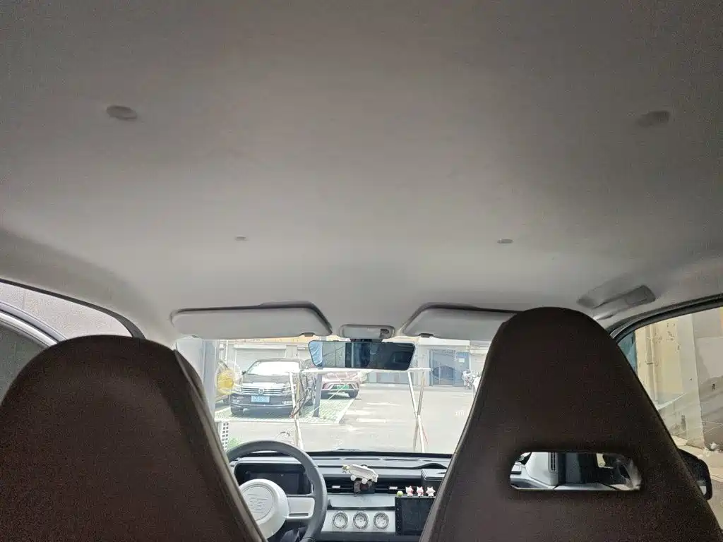 Wuling MINIEV — миниатюра 9