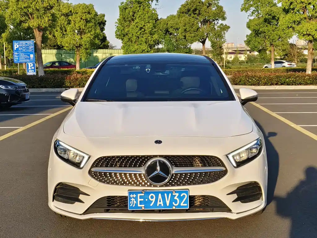 Mercedes-Benz A-Class A 2019 A 200 L Sport