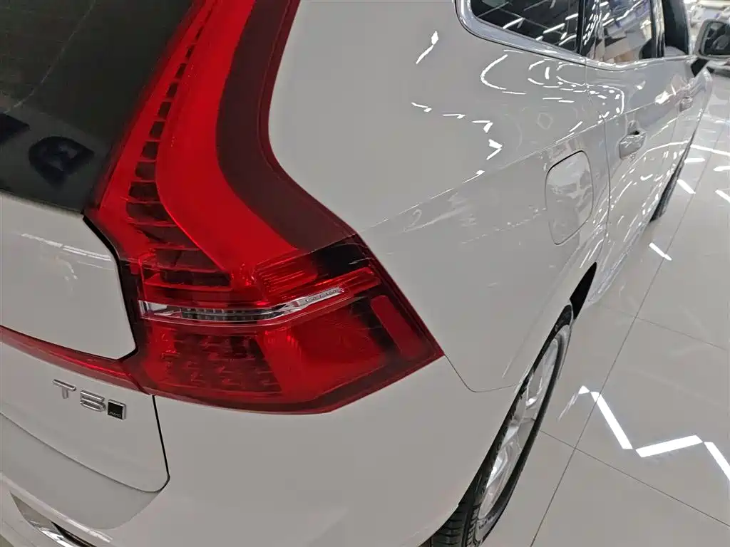 Volvo XC60 2021 T5 Luxury