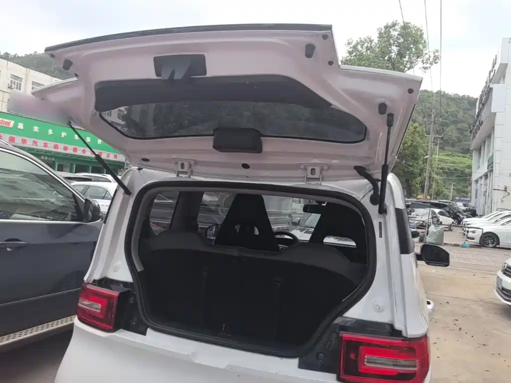 Wuling MINIEV — миниатюра 19