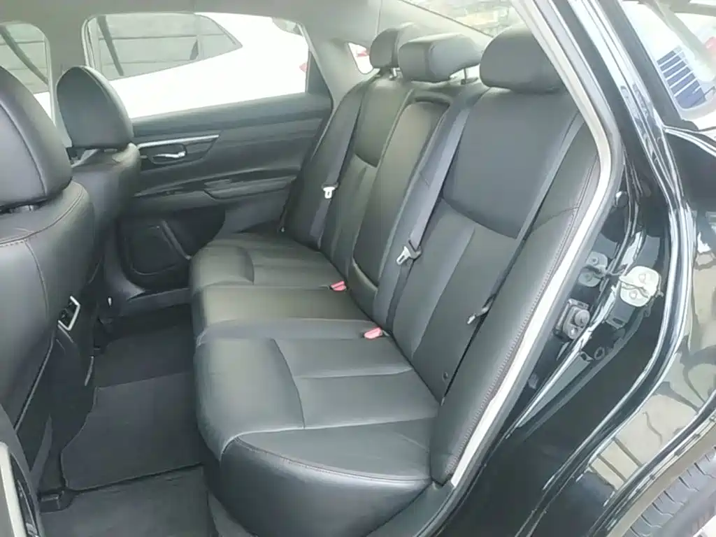Nissan Teana — миниатюра 17
