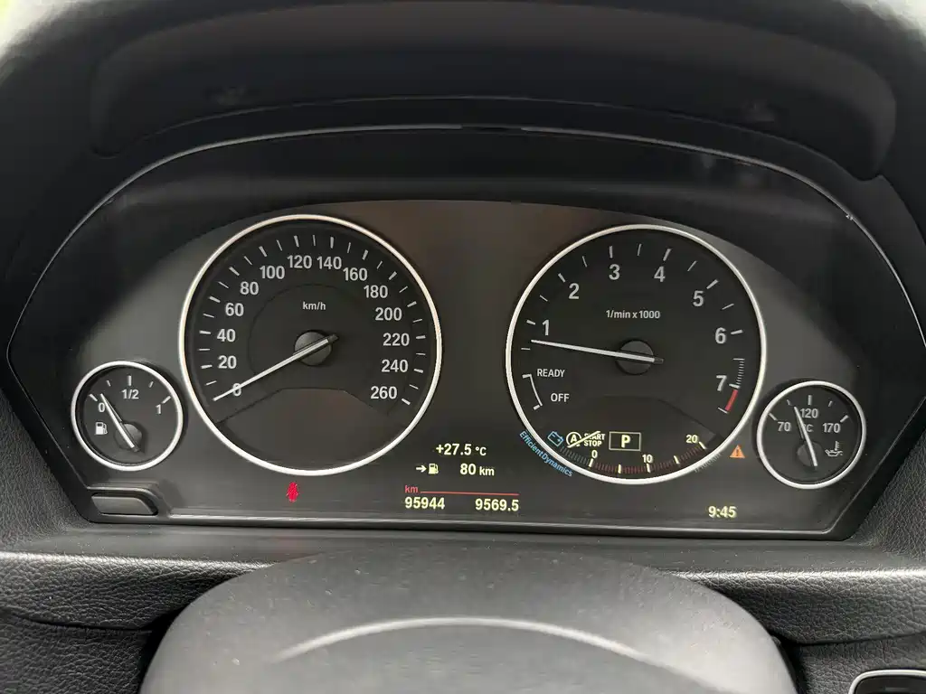 BMW 3 Series — миниатюра 6