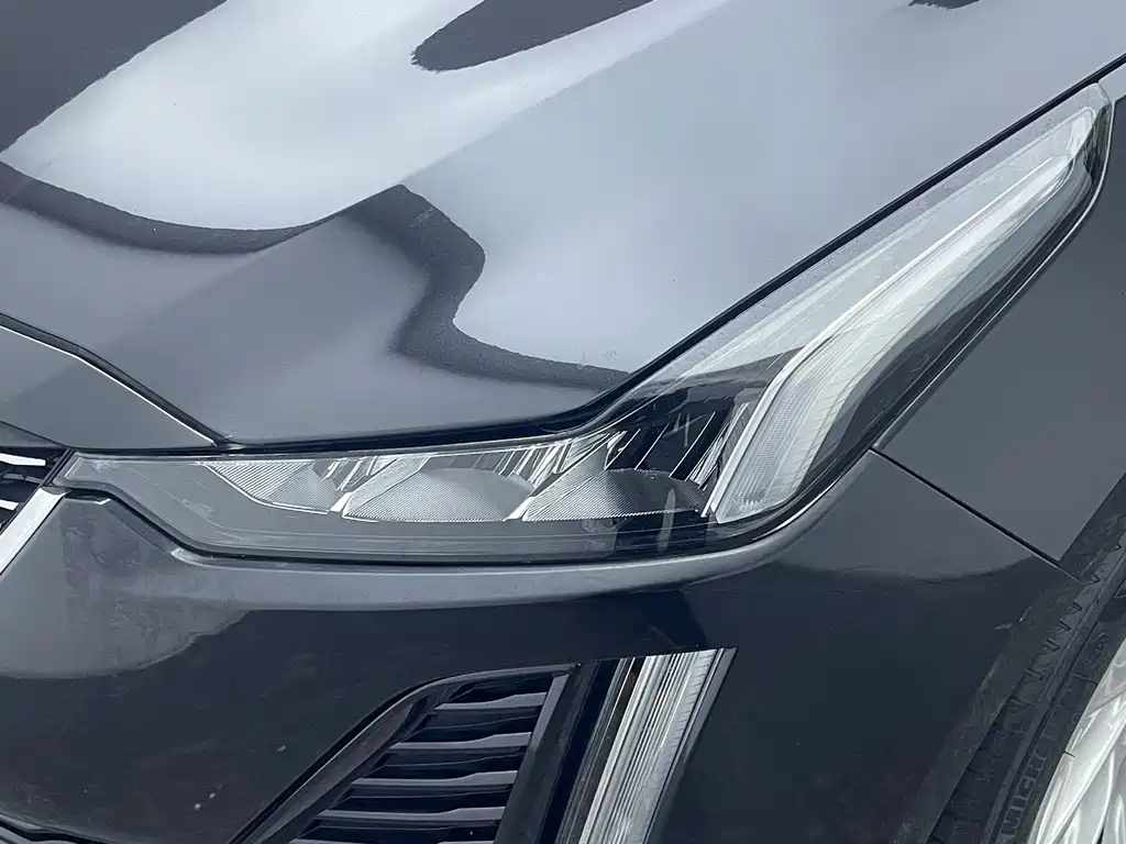 Cadillac CT5 — миниатюра 11