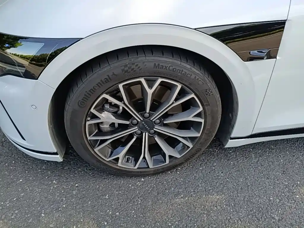 Zeekr 007GT — миниатюра 23