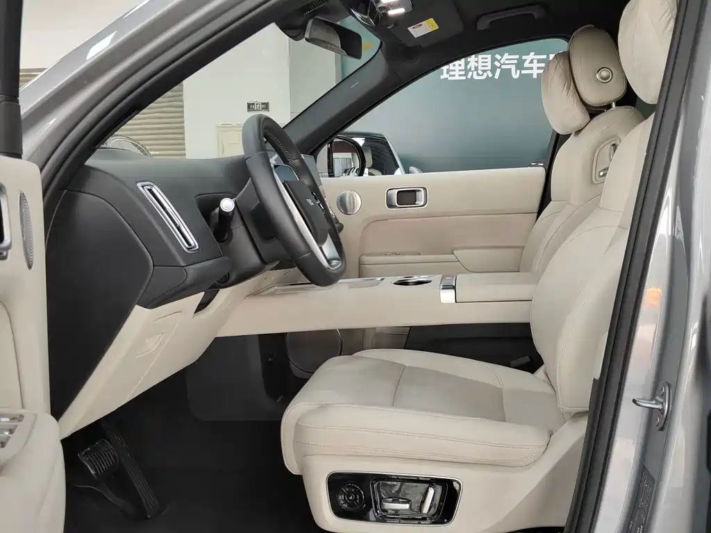 Li Auto Li L8 — миниатюра 3