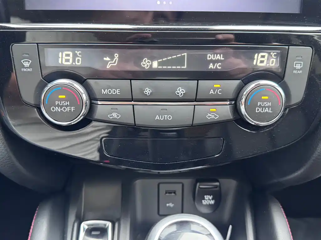 Nissan Qashqai — миниатюра 14