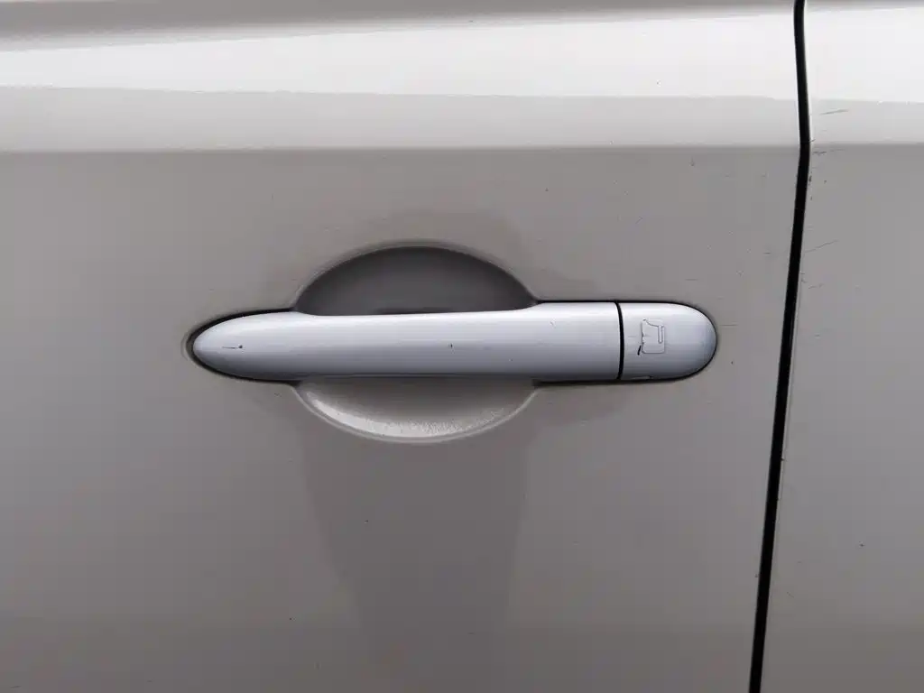 Renault Koleos (Import) — миниатюра 18