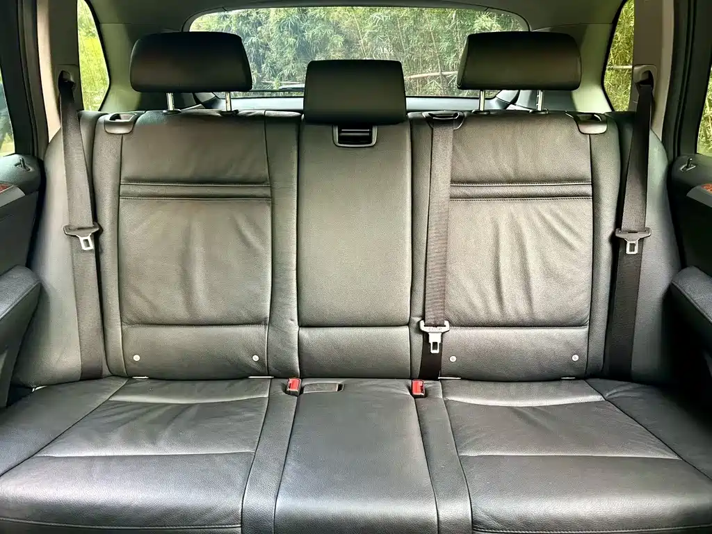 BMW X5 (Import) — миниатюра 6