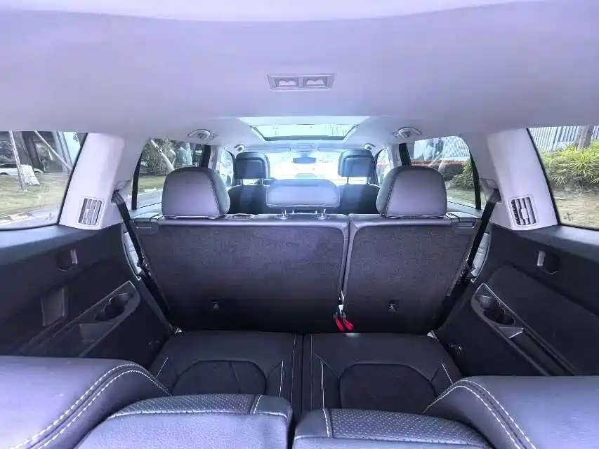 Volkswagen Teramont — миниатюра 6