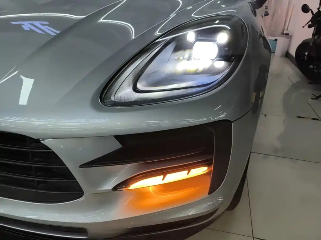 Porsche Macan — миниатюра 24