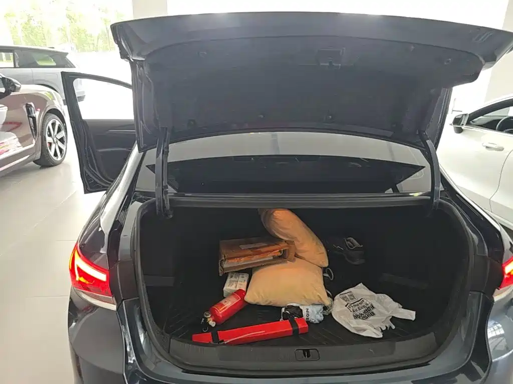 Buick Excelle — миниатюра 15